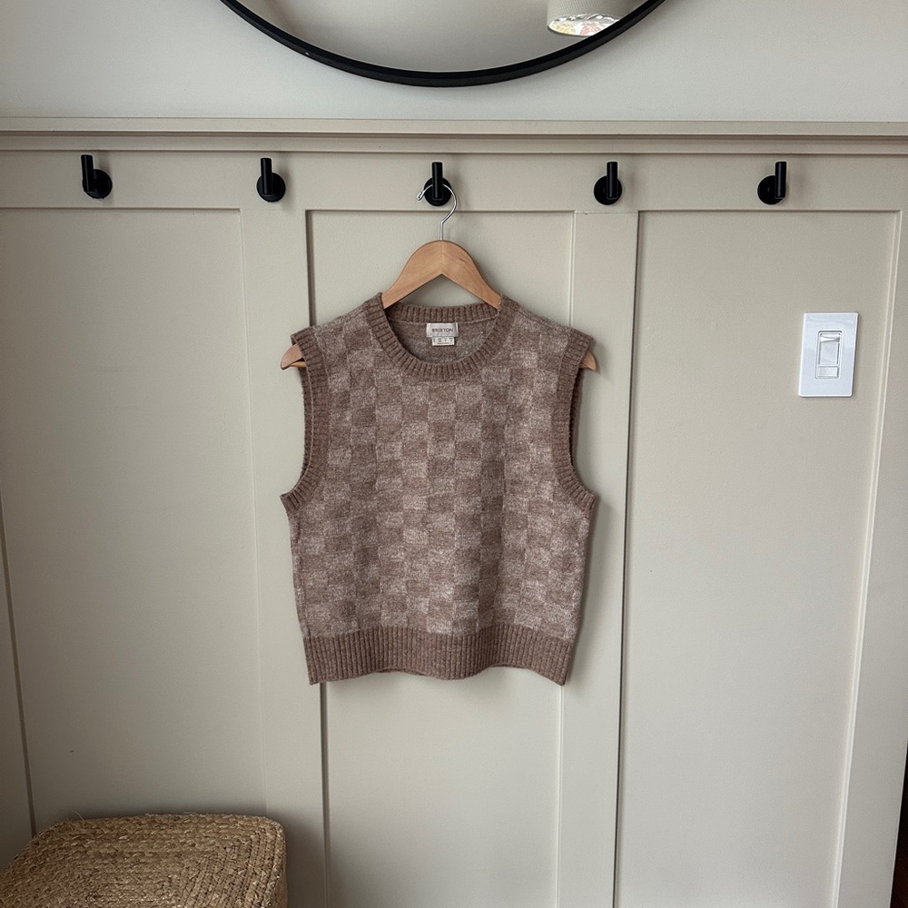 Brown Brixton Small checkered vest brand new